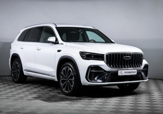 Подержанный автомобиль Geely Monjaro 2025 года (3 фото)