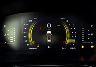 Подержанный автомобиль Belgee X70 2024 года (13 фото)