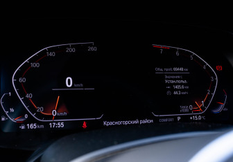 Подержанный автомобиль BMW X7 2020 года (9 фото)