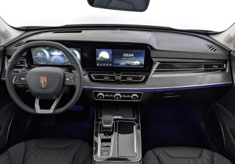 Новый Hongqi HS5 2025 (10 фото)