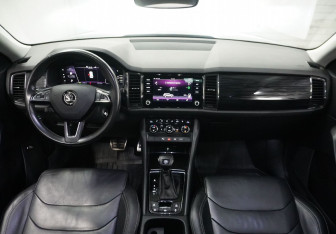 Подержанный автомобиль Skoda Kodiaq 2020 года (11 фото)