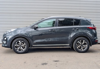 Подержанный автомобиль Kia Sportage 2019 года (8 фото)