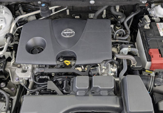 Подержанный автомобиль Toyota RAV4 2024 года (9 фото)