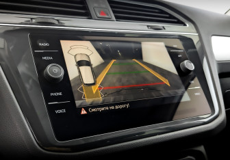 Подержанный автомобиль Volkswagen Tiguan 2021 года (27 фото)