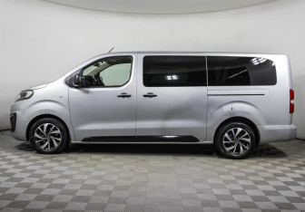 Подержанный автомобиль Citroen SpaceTourer 2018 года (8 фото)