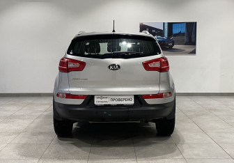 Подержанный автомобиль Kia Sportage 2013 года (6 фото)