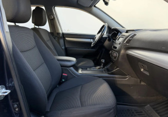 Подержанный автомобиль Kia Sorento 2014 года (10 фото)