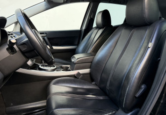 Подержанный автомобиль Mazda CX-7 2008 года (10 фото)