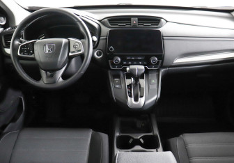 Подержанный автомобиль Honda CR-V 2017 года (8 фото)