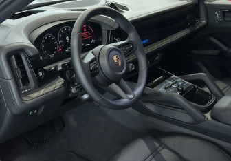 Новый Porsche Cayenne 2025 (7 фото)