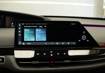 Подержанный автомобиль Changan UNI-K 2023 года (17 фото)