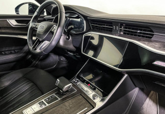 Подержанный автомобиль Audi A6 Sedan 2020 года (9 фото)