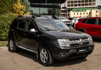 Подержанный автомобиль Renault Duster 2019 года (2 фото)