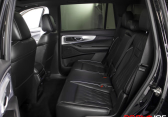 Подержанный автомобиль GAC GS8 2023 года (10 фото)