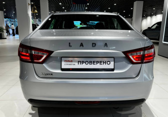Подержанный автомобиль LADA (ВАЗ) Vesta Sedan 2018 года (5 фото)