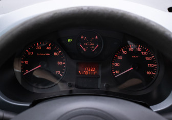 Подержанный автомобиль Citroen Berlingo 2012 года (12 фото)