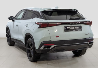 Подержанный автомобиль Omoda C5 2023 года (7 фото)