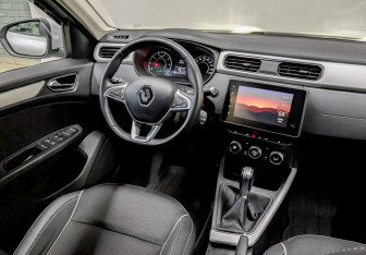 Подержанный автомобиль Renault Arkana 2021 года (28 фото)