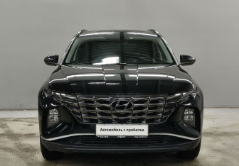 Подержанный автомобиль Hyundai Tucson 2022 года (2 фото)