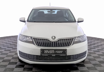 Подержанный автомобиль Skoda Rapid Liftback 2019 года (2 фото)