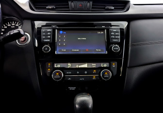 Подержанный автомобиль Nissan X-Trail 2019 года (15 фото)