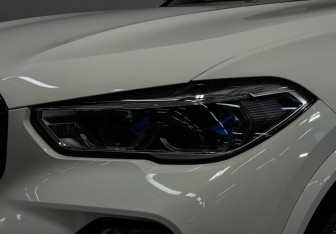 Подержанный автомобиль BMW X5 2020 года (8 фото)