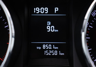 Подержанный автомобиль Skoda Yeti 2012 года (12 фото)