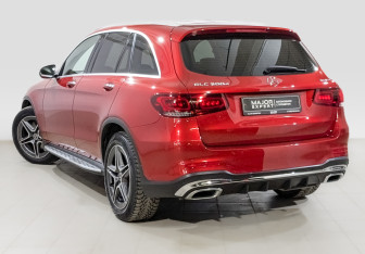 Подержанный автомобиль Mercedes-Benz GLC Coupe 2019 года (7 фото)