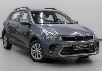 Подержанный автомобиль Kia Rio Hatchback 2021 года (3 фото)