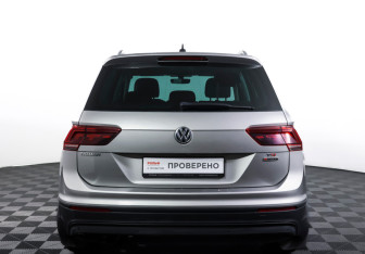 Подержанный автомобиль Volkswagen Tiguan 2017 года (6 фото)