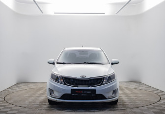 Подержанный автомобиль Kia Rio Sedan 2014 года (2 фото)
