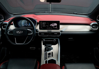 Подержанный автомобиль Geely Coolray 2023 года (9 фото)