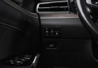 Подержанный автомобиль Kia K5 2020 года (10 фото)