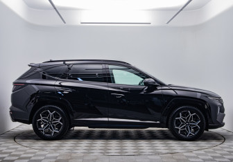 Подержанный автомобиль Hyundai Tucson 2021 года (4 фото)