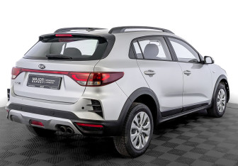 Подержанный автомобиль Kia Rio Hatchback 2021 года (5 фото)