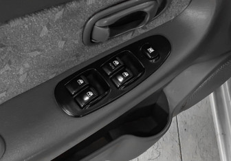 Подержанный автомобиль Kia Spectra Sedan 2006 года (17 фото)