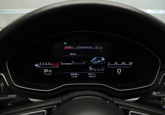 Подержанный автомобиль Audi A4 Sedan 2021 года (21 фото)