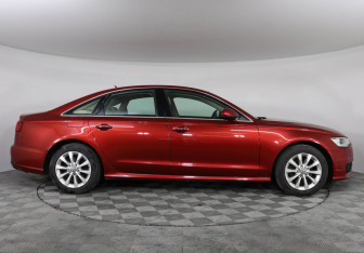 Подержанный автомобиль Audi A6 Sedan 2015 года (4 фото)
