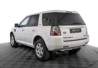 Подержанный автомобиль Land Rover Freelander 2013 года (7 фото)