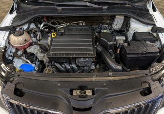 Подержанный автомобиль Skoda Rapid Liftback 2019 года (9 фото)