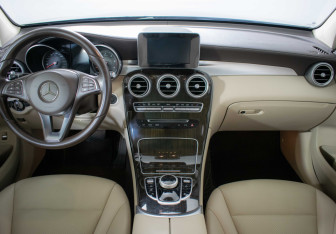 Подержанный автомобиль Mercedes-Benz GLC Coupe 2015 года (11 фото)