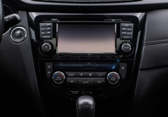 Подержанный автомобиль Nissan X-Trail 2020 года (14 фото)