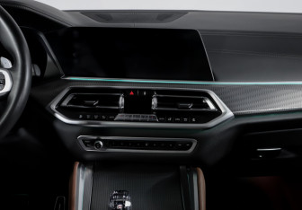 Подержанный автомобиль BMW X6 2020 года (13 фото)