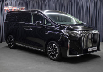 Подержанный автомобиль Wey 80 2024 года (3 фото)