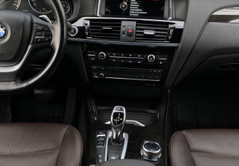 Подержанный автомобиль BMW X4 2014 года (14 фото)