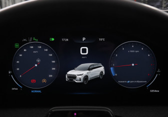 Подержанный автомобиль Jaecoo J8 2024 года (11 фото)