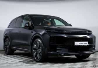 Подержанный автомобиль LiXiang L6 2024 года (3 фото)