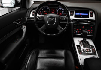 Подержанный автомобиль Audi A6 Sedan 2010 года (9 фото)