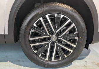 Новый Omoda C7 2025 (7 фото)