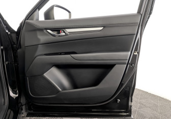 Подержанный автомобиль Mazda CX-5 2021 года (24 фото)